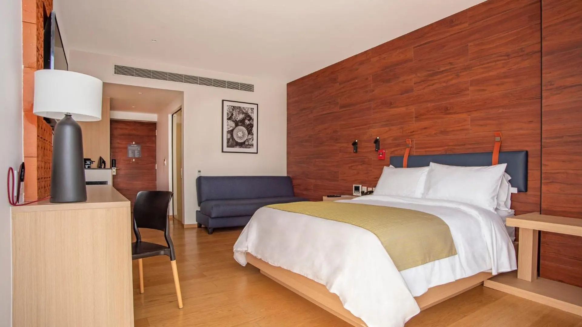 Voco Guadalajara Neruda By Ihg Otel Meksika
