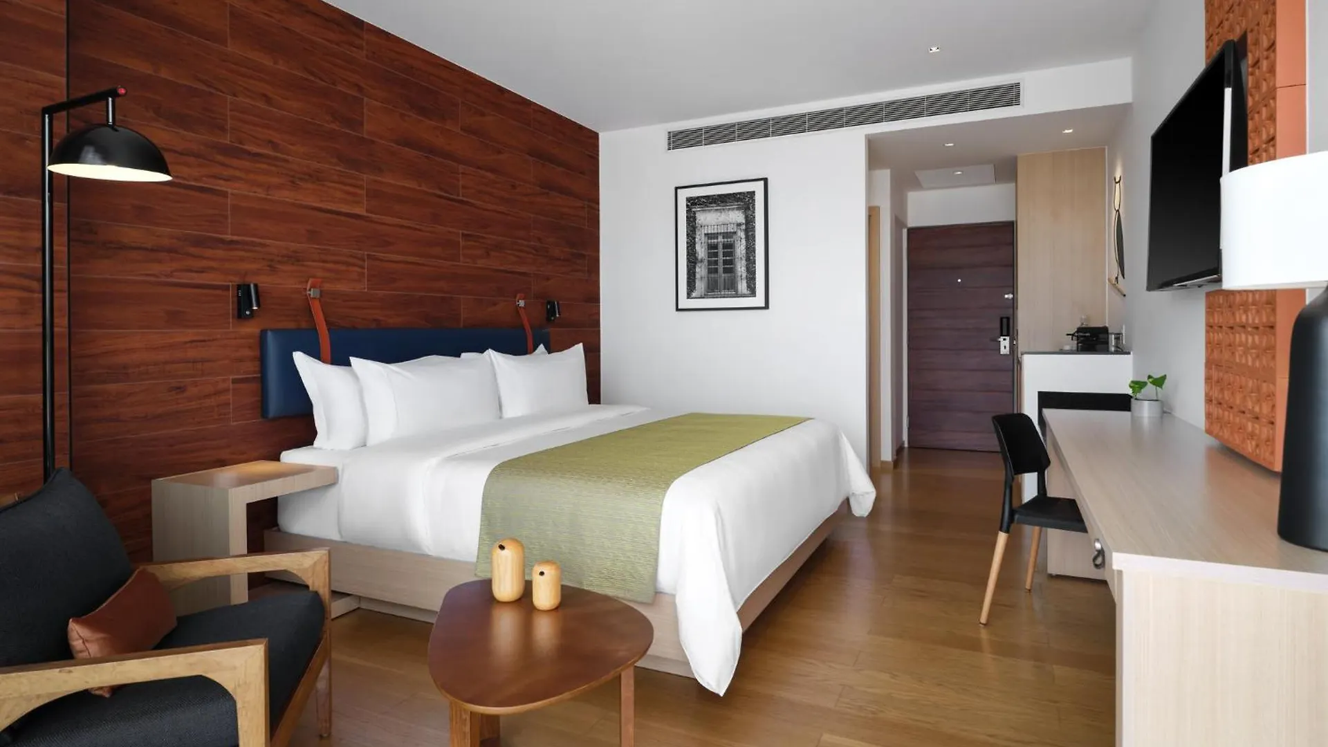 Voco Guadalajara Neruda By Ihg Otel