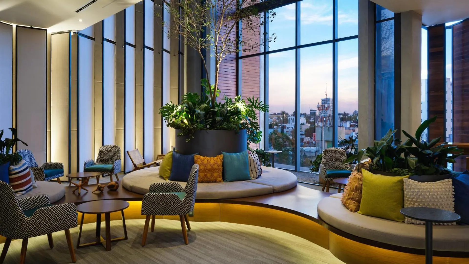 Voco Guadalajara Neruda By Ihg Otel