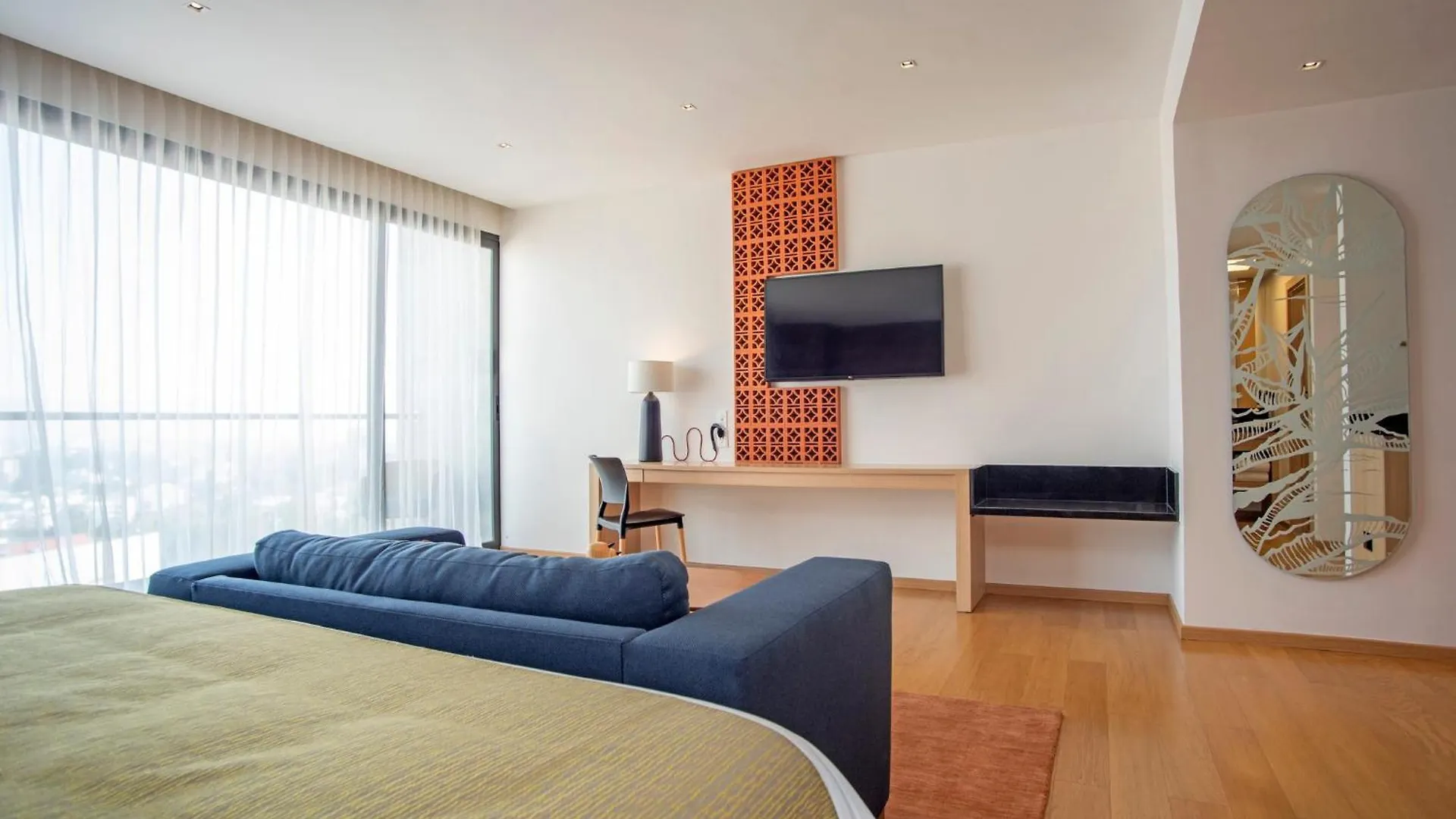 Voco Guadalajara Neruda By Ihg Otel